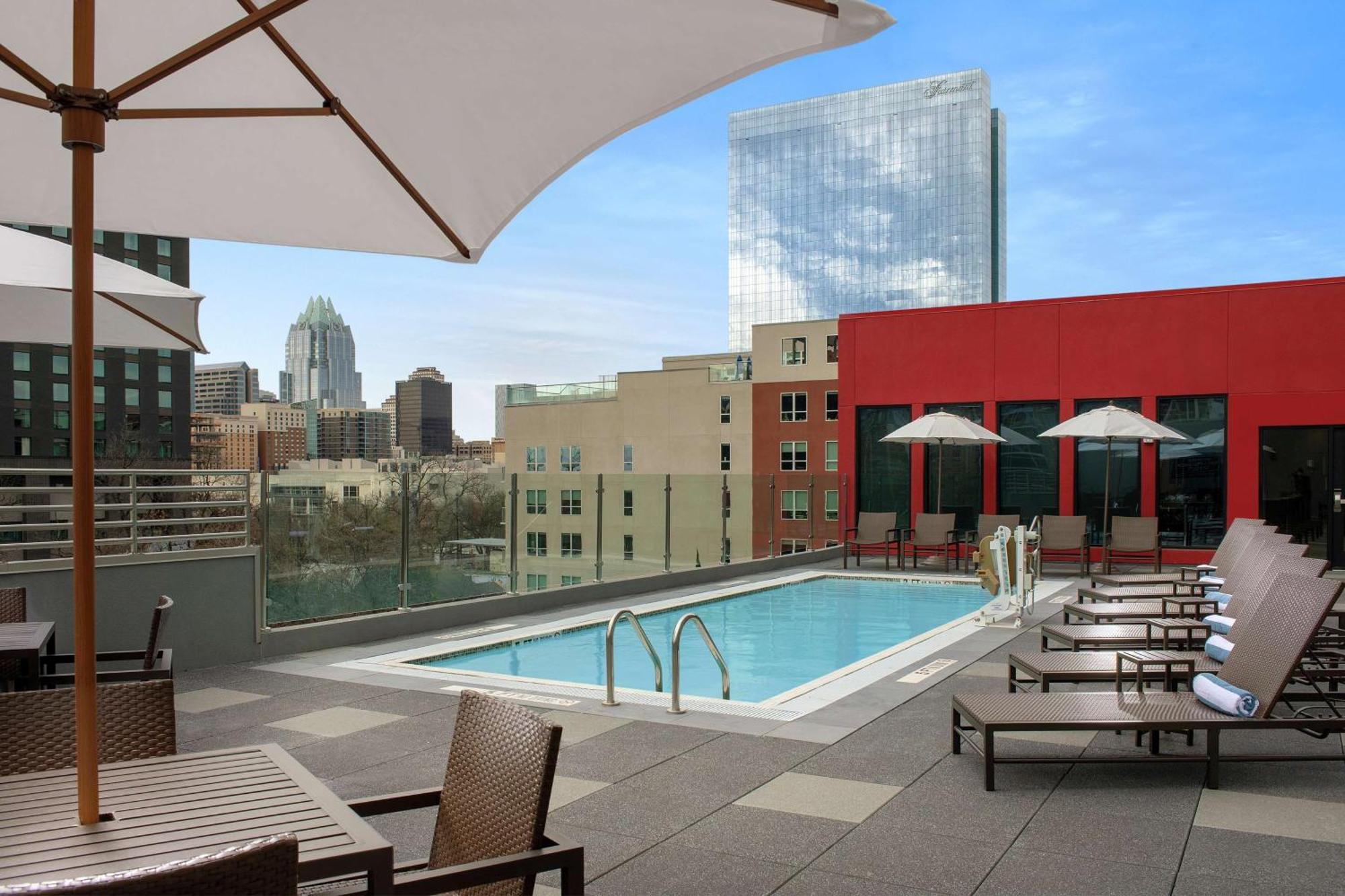 Homewood Suites By Hilton Austin Downtown Exterior photo